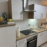 1 Room 1 Bathroom 3 Guests Apartment Olympiastadion 600M